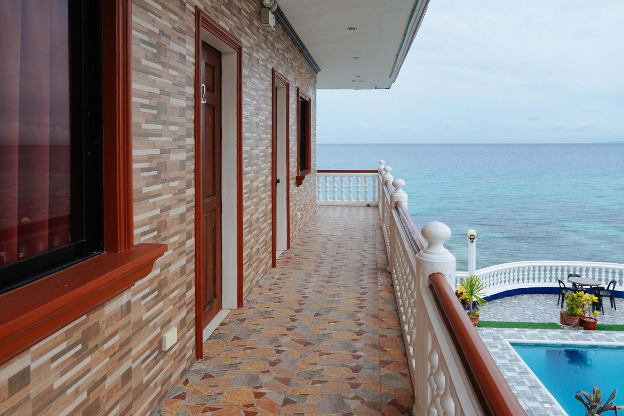 Reddoorz Plus At Billy'S Resort Oslob Exteriér fotografie