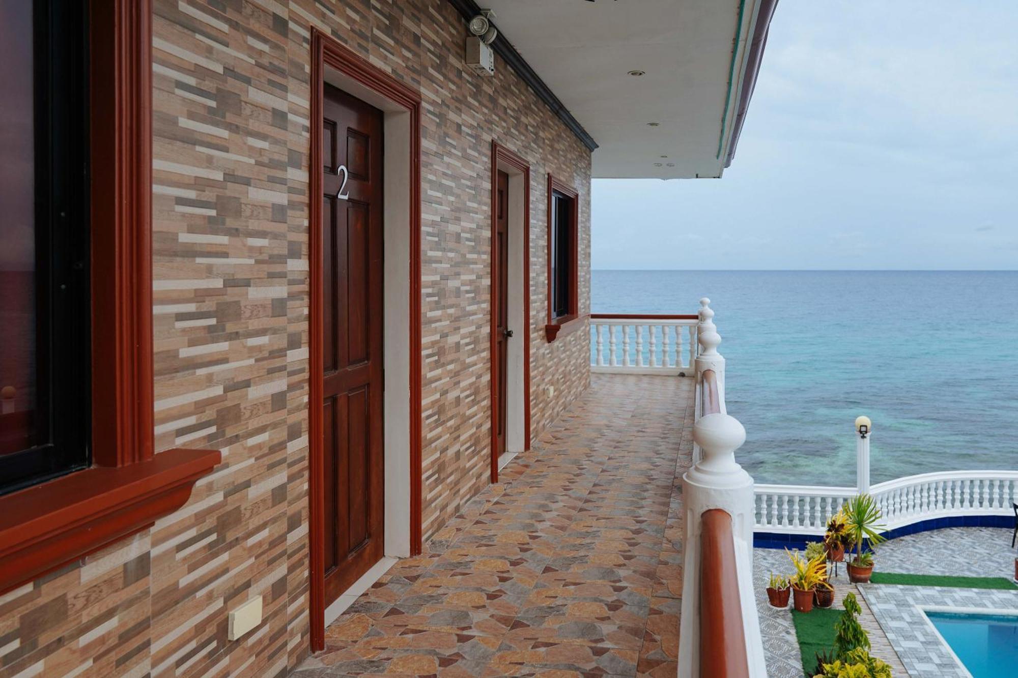 Reddoorz Plus At Billy'S Resort Oslob Exteriér fotografie