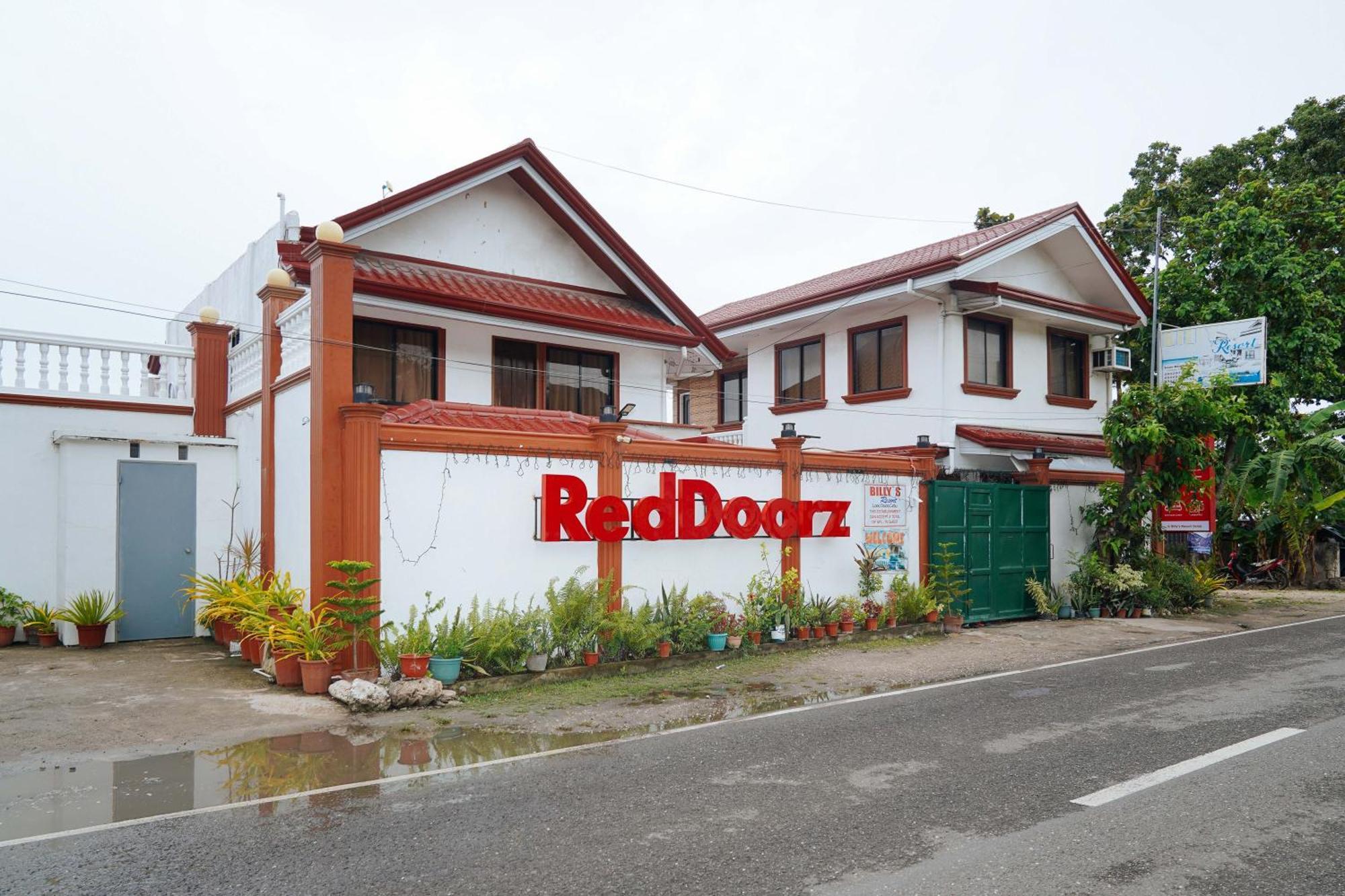 Reddoorz Plus At Billy'S Resort Oslob Exteriér fotografie